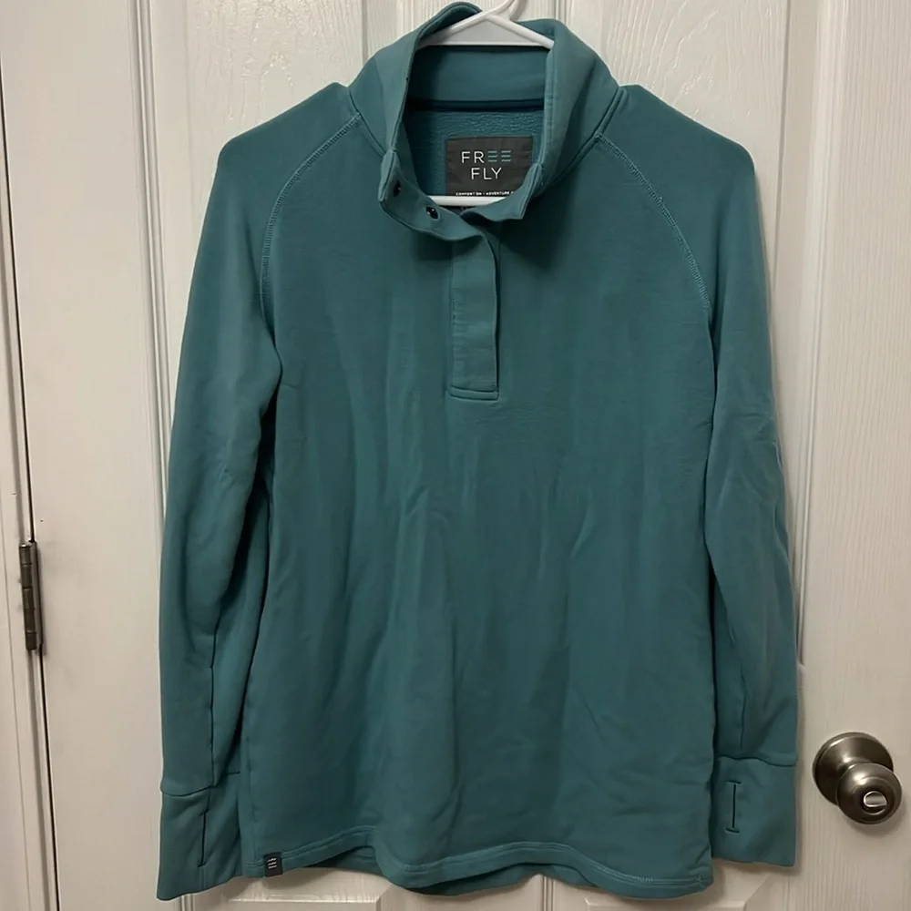 Free Fly Pullover - Picture 2 of 8